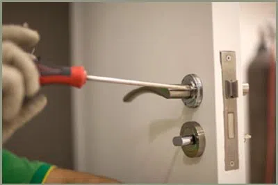 Locksmith Solution Services Jamaica, NY 347-842-0041 - 68-44-8